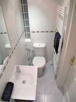 Apartments Bratislava Apartamento *